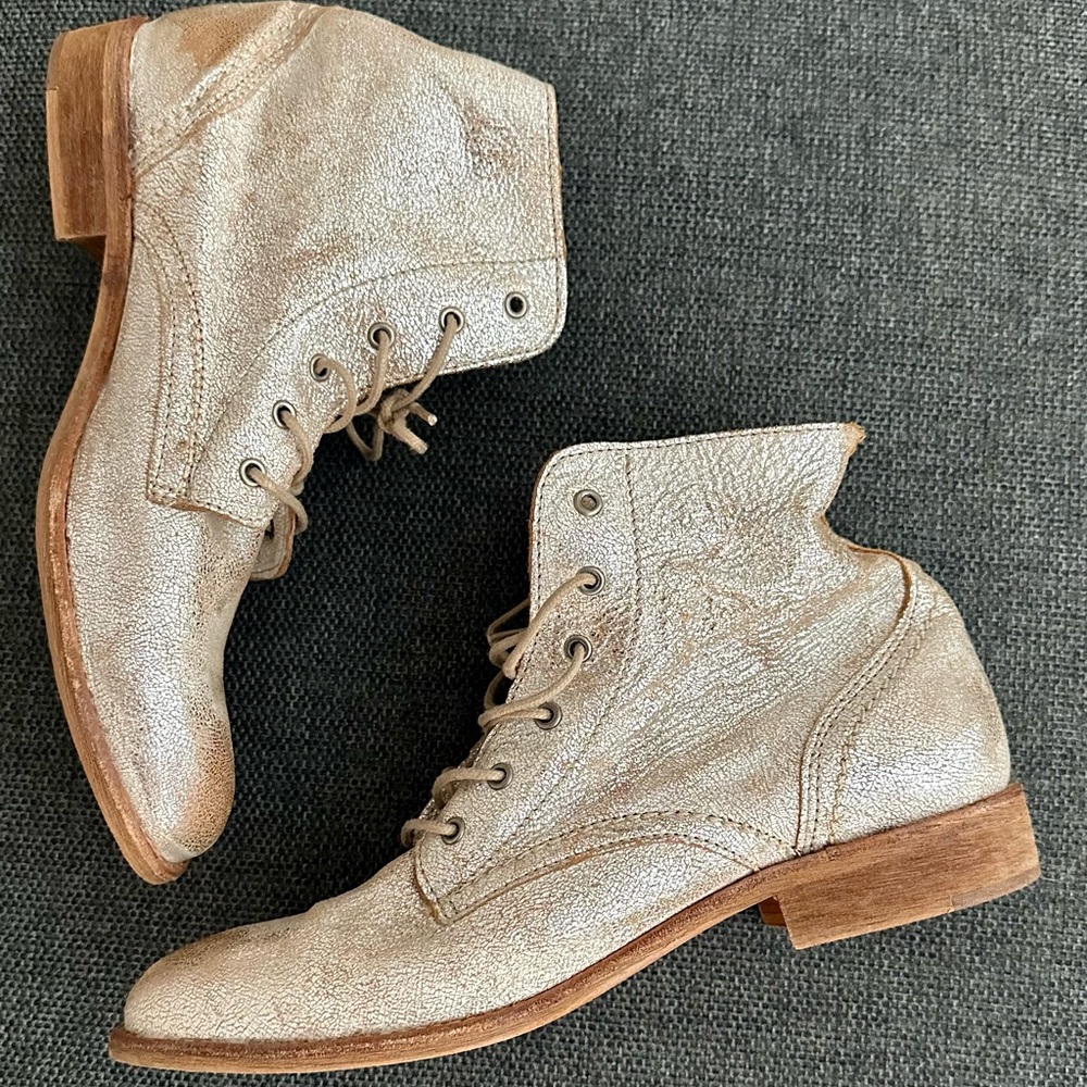Mix Mooz Distressed Ankle Tie Boot Brand New